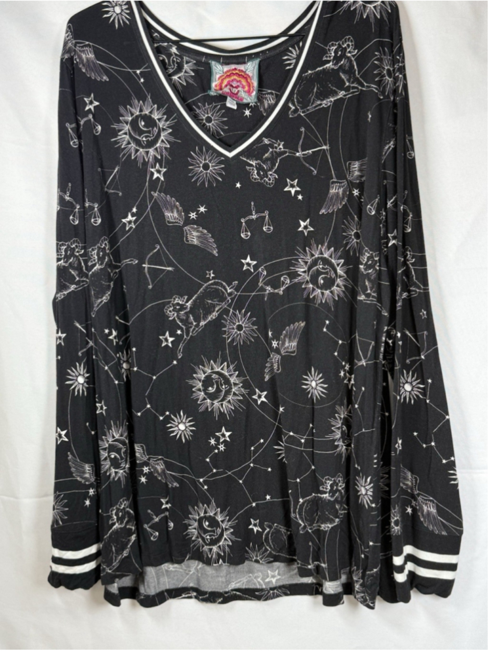 Johnny Was Janie Favorite Zodiac Print Swing Top XXL Stars V neck Celestiali